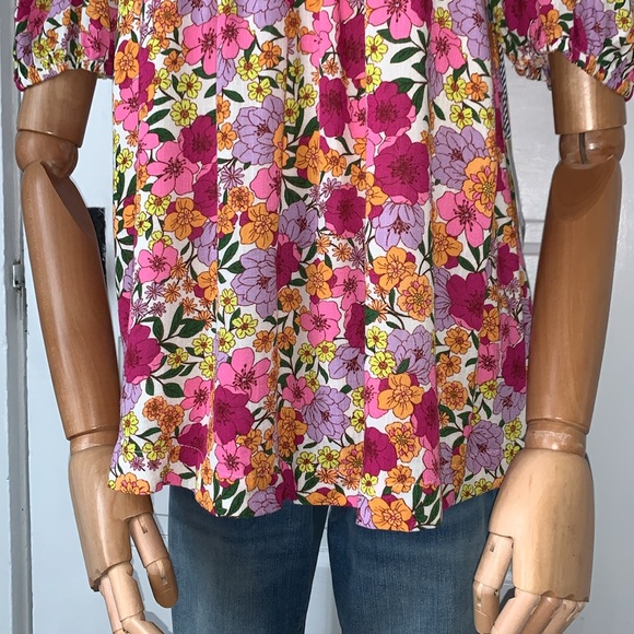 DRAPER JAMES RSVP FLORAL SQUARE NECK BABYDOLL TOP WITH PUFF SLEEVES - Picture 4 of 11